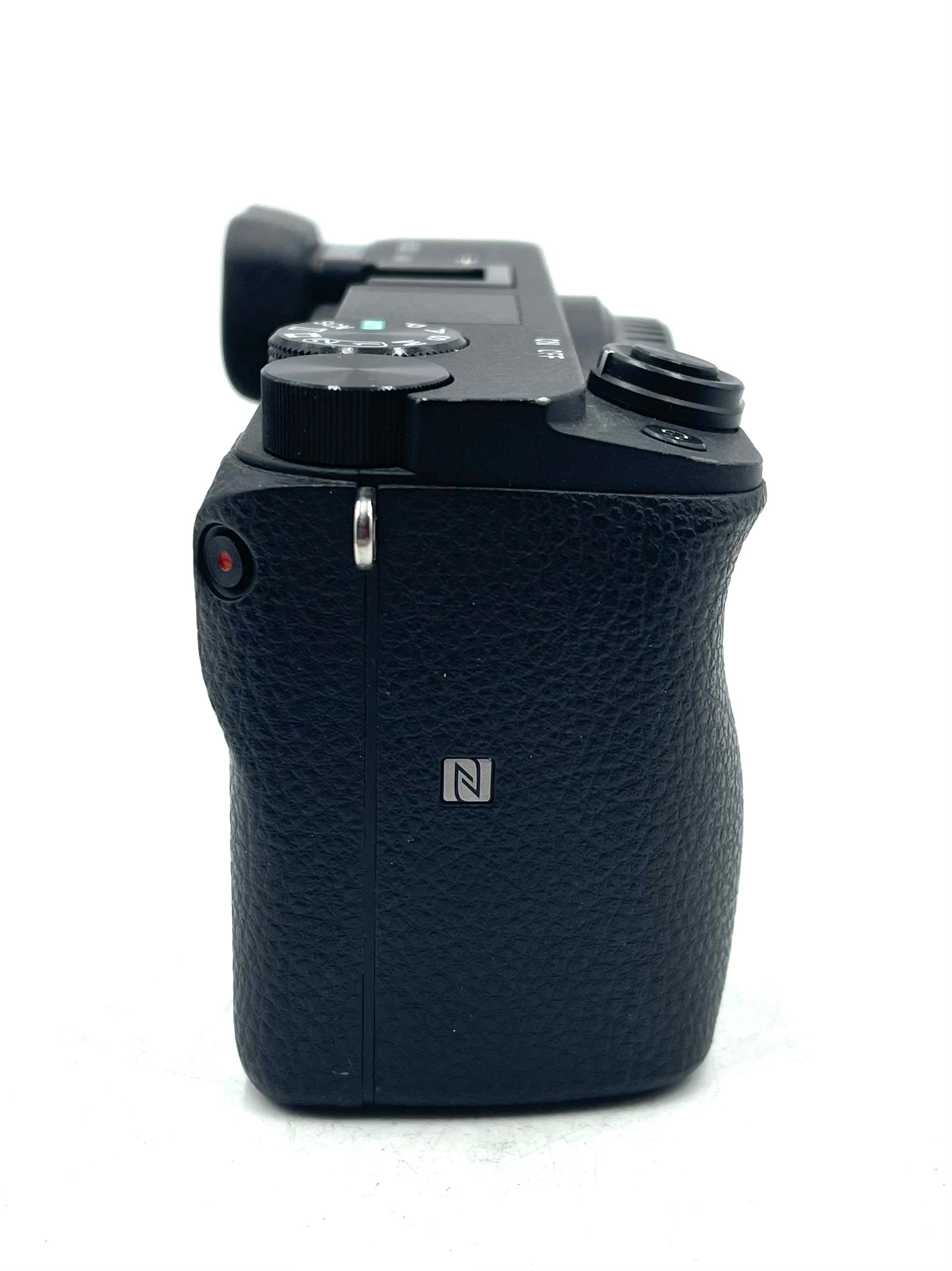 Used Sony Alpha a6600 Mirrorless Digital Camera (Body Only)